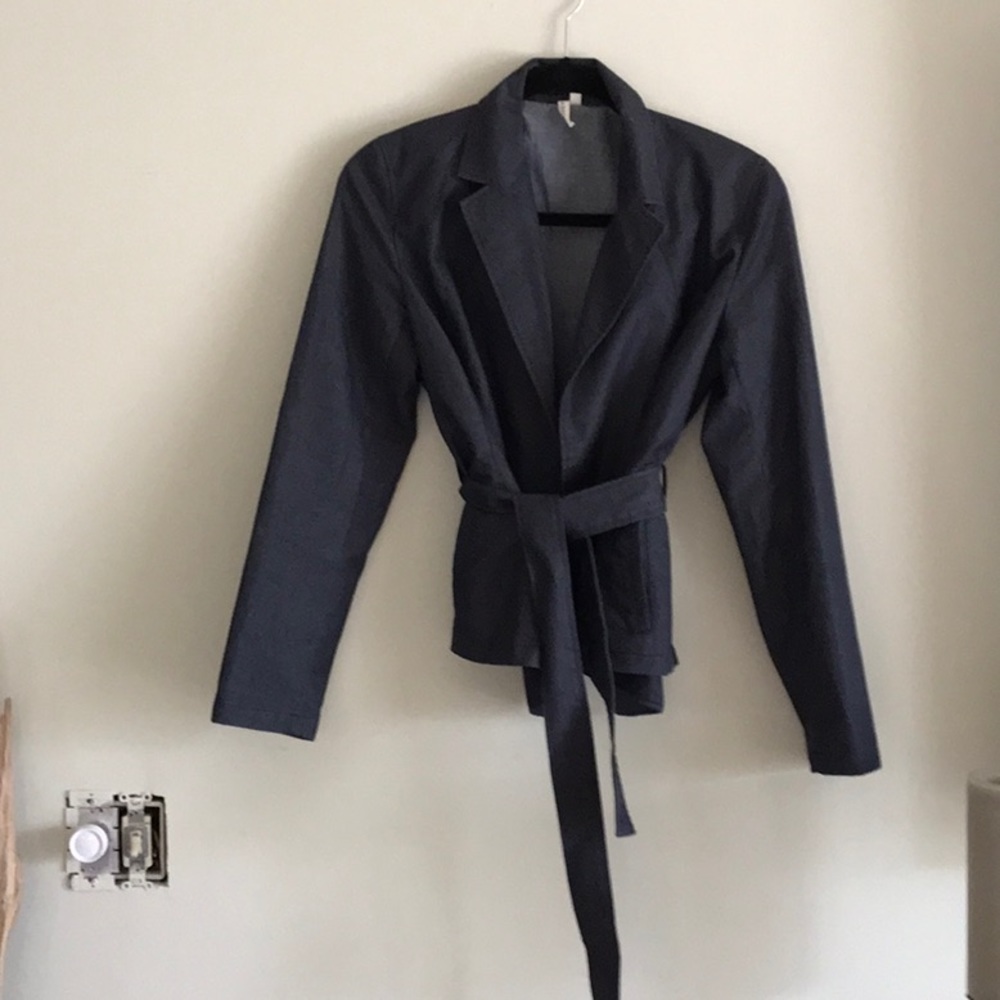 Bastine Cinch Jean Jacket Size Small